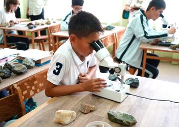 Абай облысында оқушылар үшін 5 бейіндік лагерь ашылды