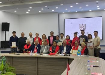 «ХАЛЫҚПЕН БІРГЕ 20 ЖЫЛ»