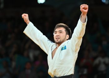 «Ердің құны — 100 жылқы»: Ақтөбелік кәсіпкер Сметовке ерекше сый жасады