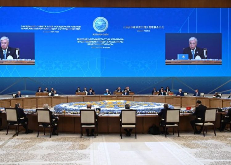 Президент Қасым-Жомарт Тоқаев ШЫҰ-ға мүше мемлекеттер басшылары кеңесінің отырысында сөз сөйледі