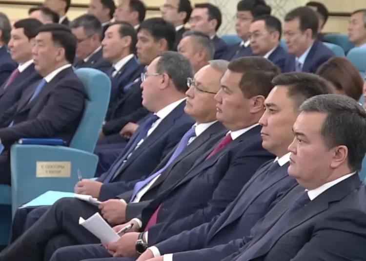 Тұтынушылар жеке монополистердің шырмауында қалмауға тиіс — Жолдау