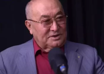 «Бекзат Саттархановтың өлімі сабақ болу керек еді». Амалбек Тшанов боксшыларға ренішін білдірді