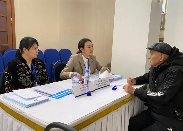 Семейліктер белсенділік танытуда