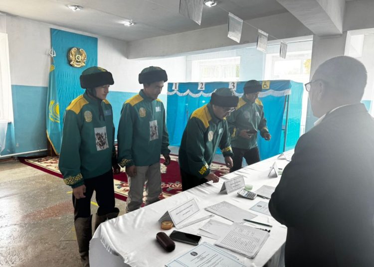 Көкпаршылар командасы Қарабұлақ ауылында дауыс берді