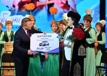 Абай облысында күйші Секен Тұрысбектің концерті өтті