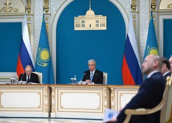 Қасым-Жомарт Тоқаев пен Владимир Путин Қазақстан-Ресей ХХ Өңіраралық ынтымақтастық форумының пленарлық отырысына қатысты