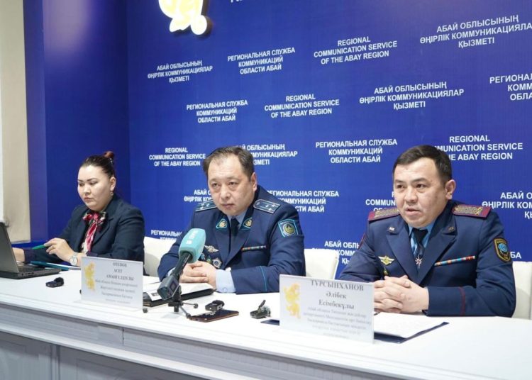 Абай облысында пиротехникалық өнімді заңсыз сатудың 45 фактісі анықталған