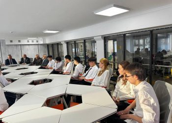 Абай облысында «Жұмыстың жаманы жоқ, кез келген еңбек қадірлі» атты диалог алаңы өтті