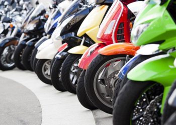 Мопедті 5 сәуірге дейін тіркеп үлгеріңіз