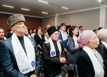 Бейбітшілік пен келісім жолында