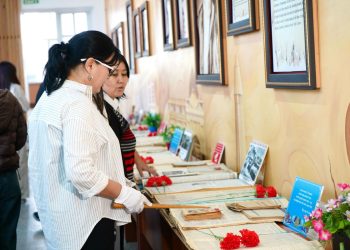 Абай облысында «Ерлік – елге мұра, ұрпаққа ұран» экспозициялық кітап көрмесі өтті