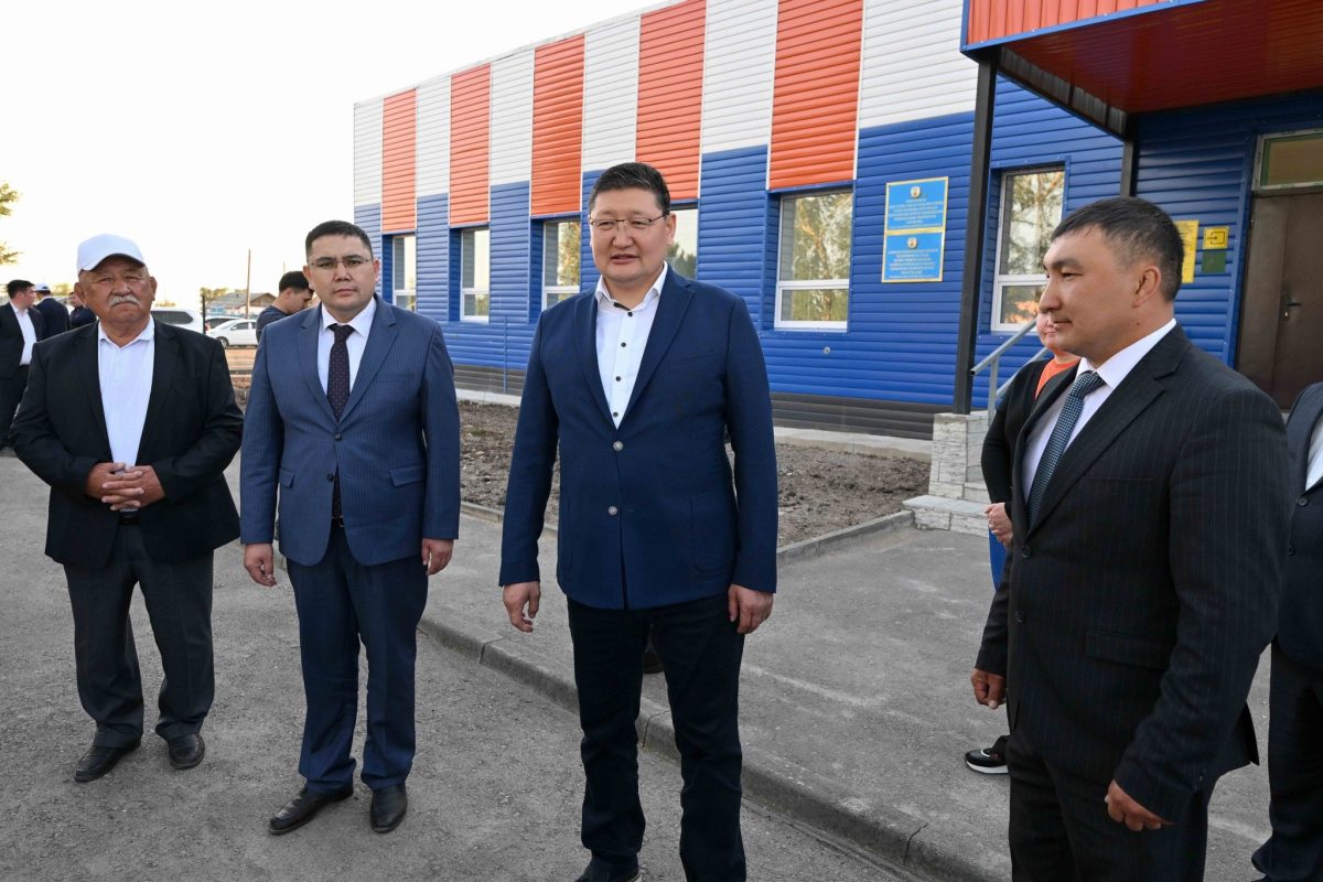 Облыс әкімі Саржал ауылындағы жаңа дәрігерлік амбулатория жұмысымен танысты