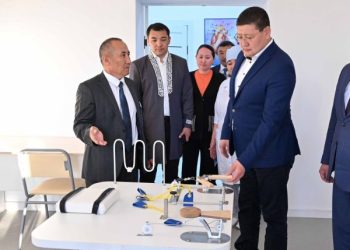 Облыс әкімі Саржал ауылындағы жаңа дәрігерлік амбулатория жұмысымен танысты