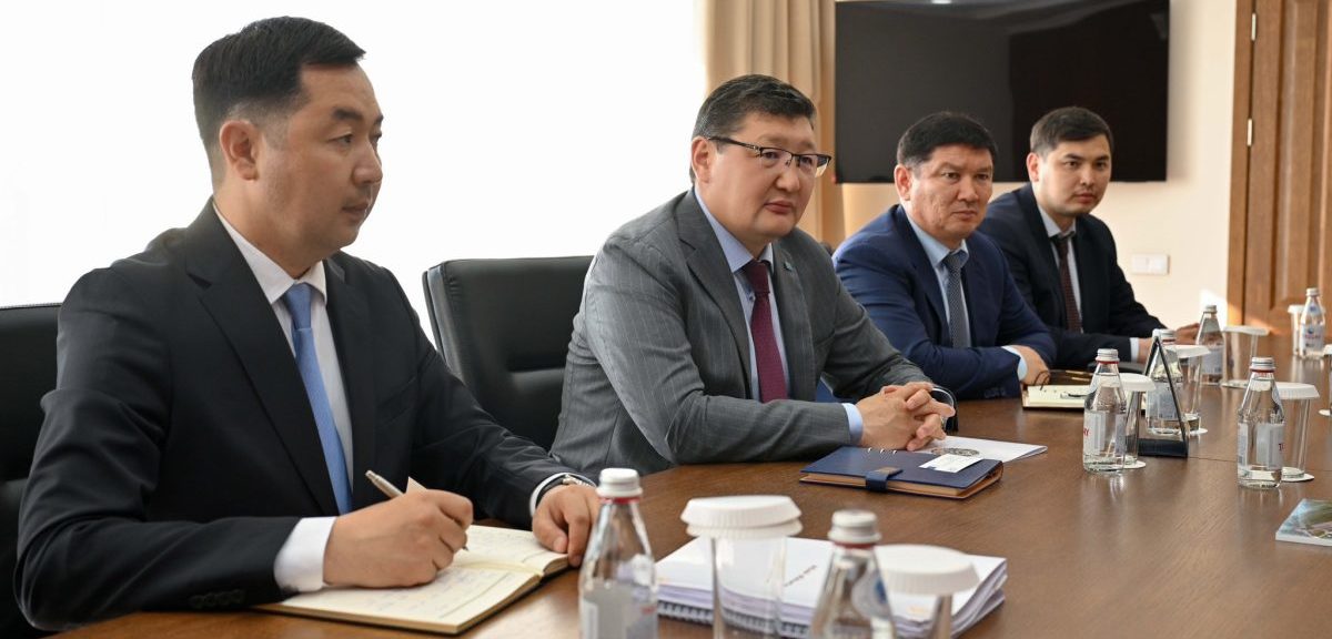 Облыс әкімі сингапурлық инвесторлармен әріптестік мәселелерін талқылады