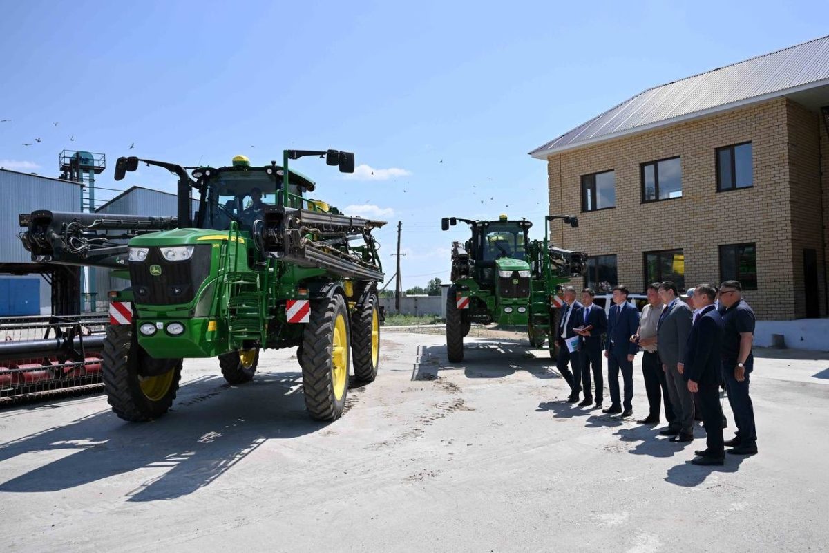 Облыс әкімі Бесқарағай ауданындағы ірі ауыл шаруашылығы құрылымымен танысты