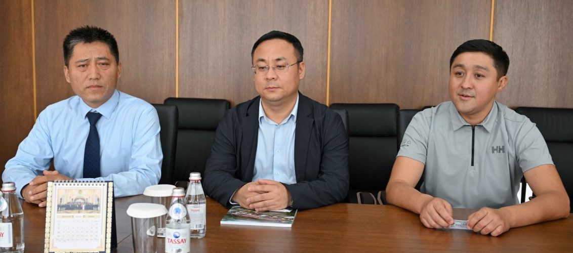 Облыс әкімі сингапурлық инвесторлармен әріптестік мәселелерін талқылады