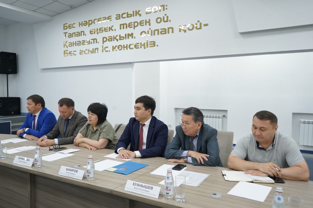 Абай облысында өңірлік ғылымды дамытуға арналған көшпелі конференция өтті