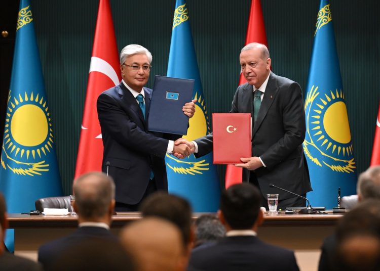 Тоқаев пен Ердоған Анкарада стратегиялық кеңестің бесінші отырысын өткізді
