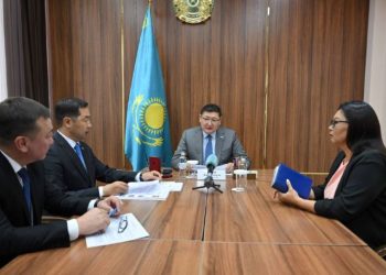 Курчатов тұрғындары қандай мәселелер көтерді? Облыс әкімі жауап берді