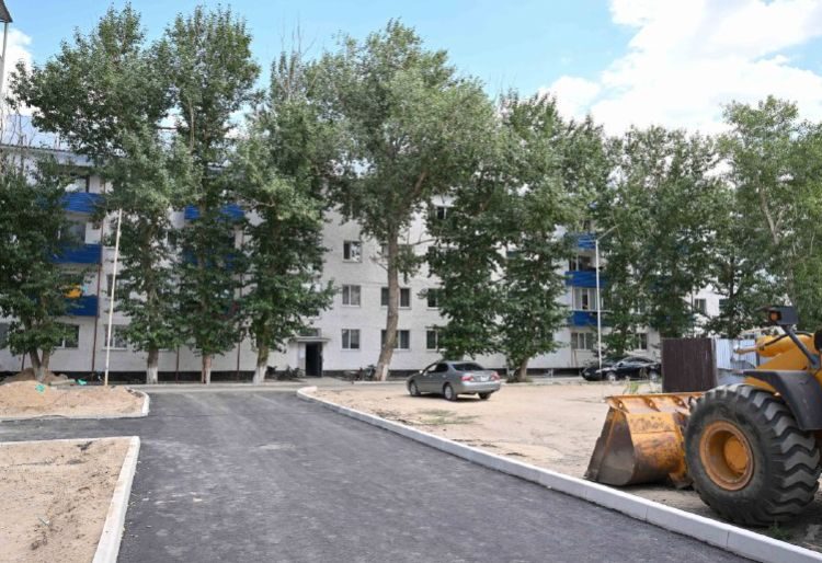 Курчатовта екі көпқабатты үй жөнделіп жатыр: кезекте тұрғандар қоныс тойын күтуде