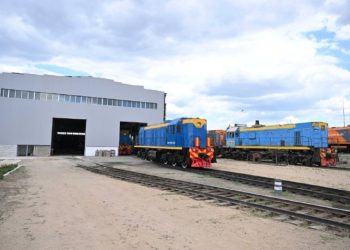 Көмір жеткізіп, өңірді қамтып отыр: облыс әкімі Курчатовтағы техникалық орталыққа барды