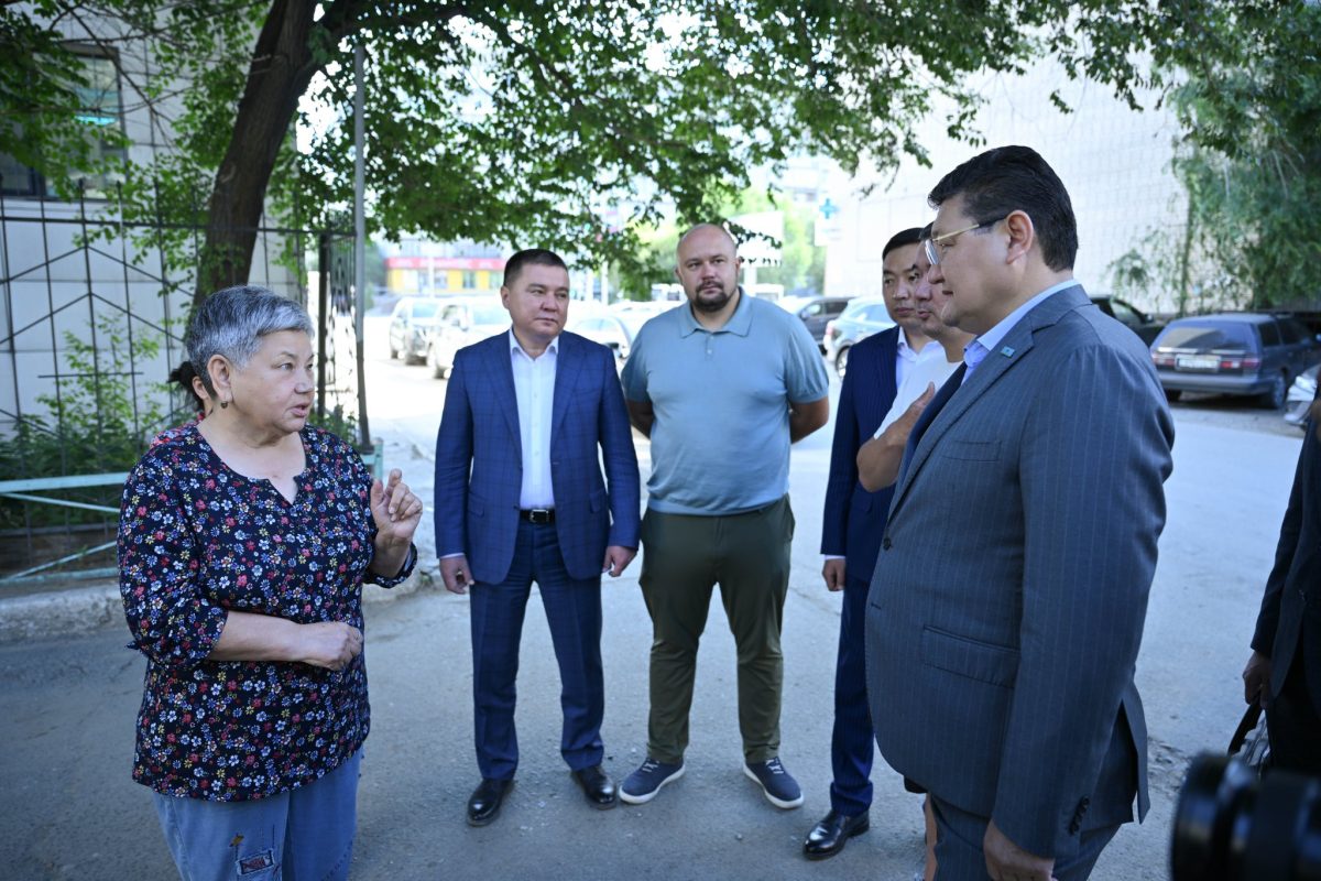 Семейде 40 аула абаттандырылады: облыс әкімі жөндеу жұмыстарының барысын тексерді