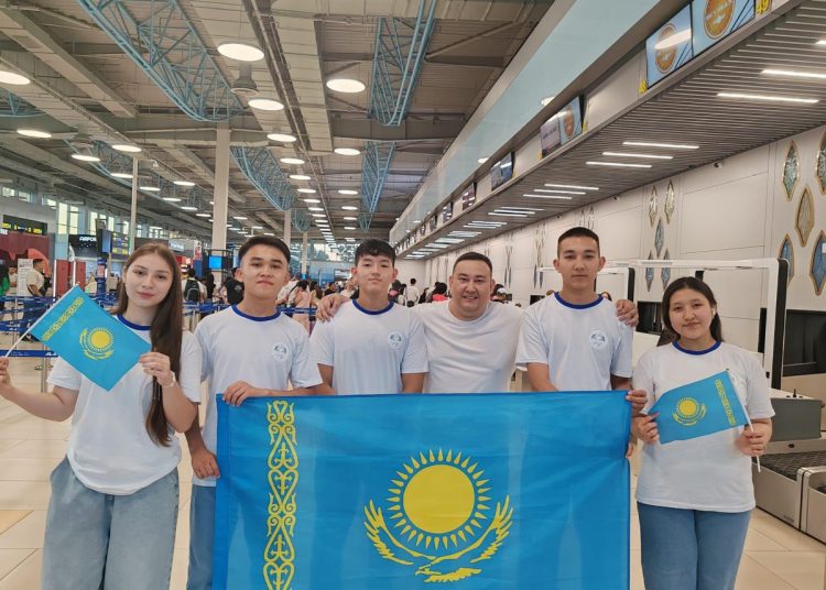 Абай облысының оқушылары халықаралық форумда Қазақстанды таныстырады