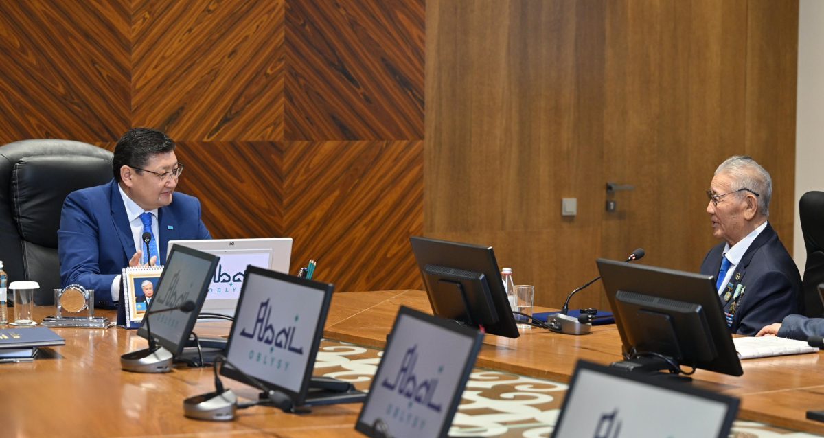Берік Уәли өңірдің дамуына үлес қосқан Болат Сапорұлын мерейтойымен құттықтады