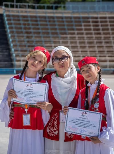 Абай облысының ұстаздары мен оқушылары әлемдік рекордқа үлес қосты