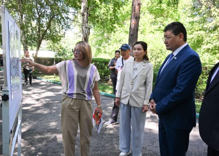 Облыс әкімі Семейдегі балалар биологиялық орталығының жұмысымен танысты