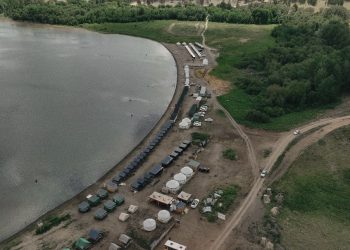 Бесқарағайда Шипалы көлінің жағасы тазартылды: экологиялық акция өтті