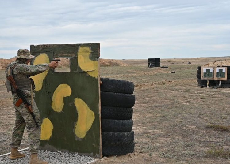 Шығыстағы барлаушылар оқу-жаттығуға кірісті