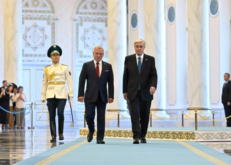 Мемлекет басшысы Қасым-Жомарт Тоқаев пен Король ІІ Абдалла шағын құрамда келіссөз жүргізді