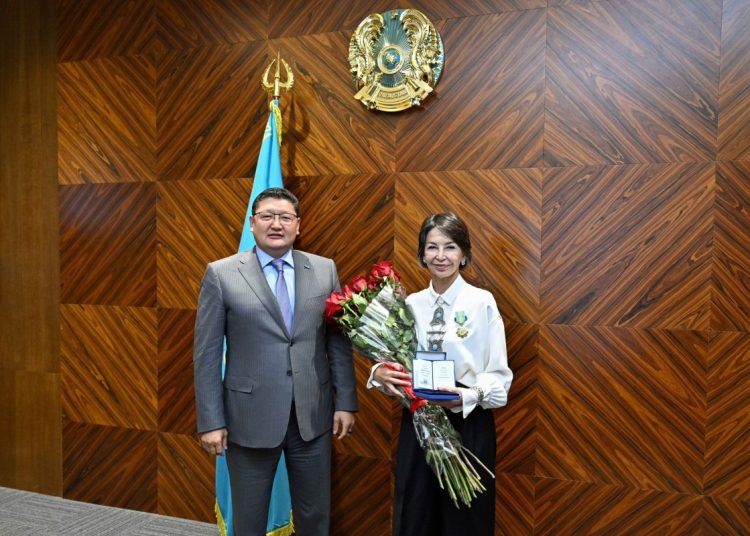 Семейде Құрылысшылар күні аталып өтті