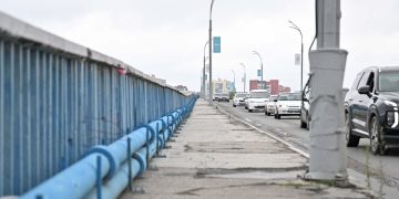 Семейде ескі көпір жолына толық асфальт төселеді