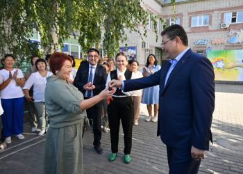 Арнаулы әлеуметтік орталыққа 21 орындық автобус берілді