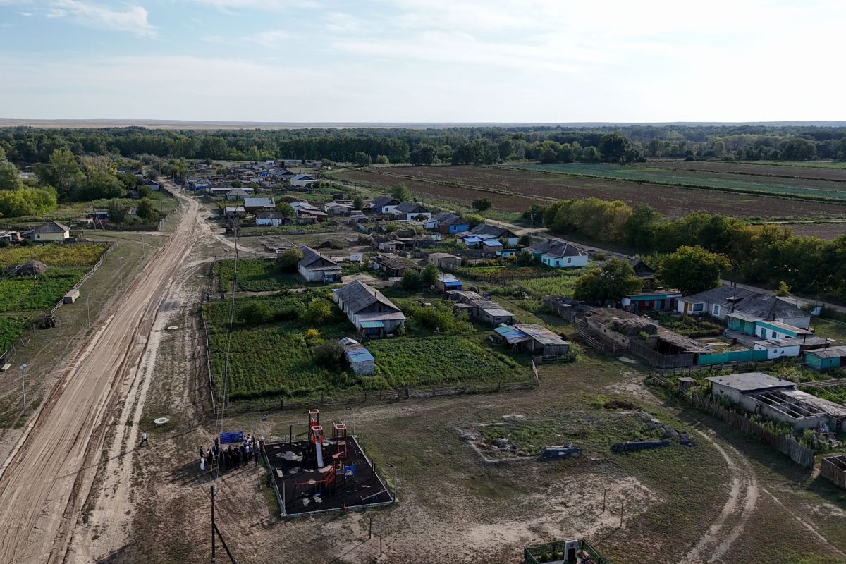 Берік Уәли Каштак пен Половинкадағы интернет, автобус және ауыз су мәселелерін пысықтады