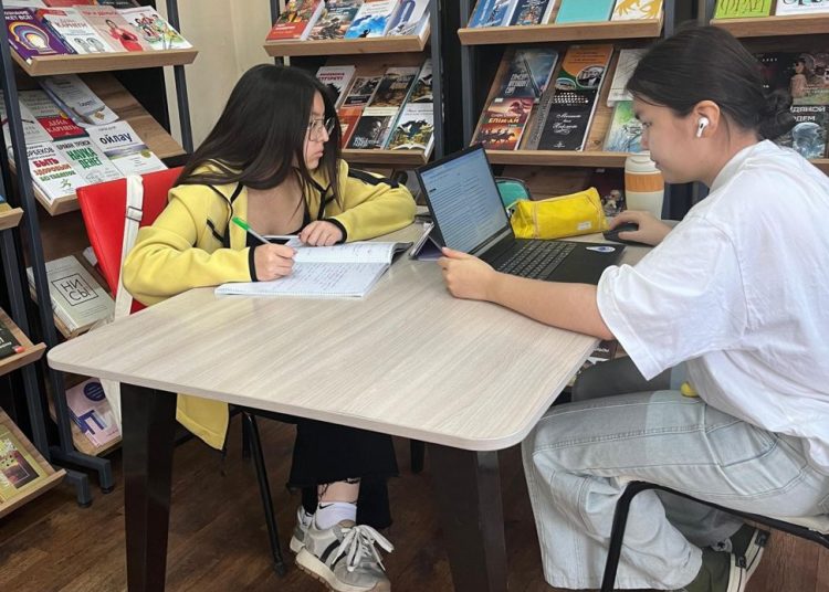 Жанар Чушекова: кітапхана — руханият пен білімнің киелі ордасы