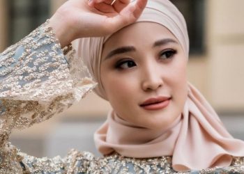 «Бір тиын да қимай жүр»: Мөлдір Әуелбекова бұрынғы жұбайларын сынға алды