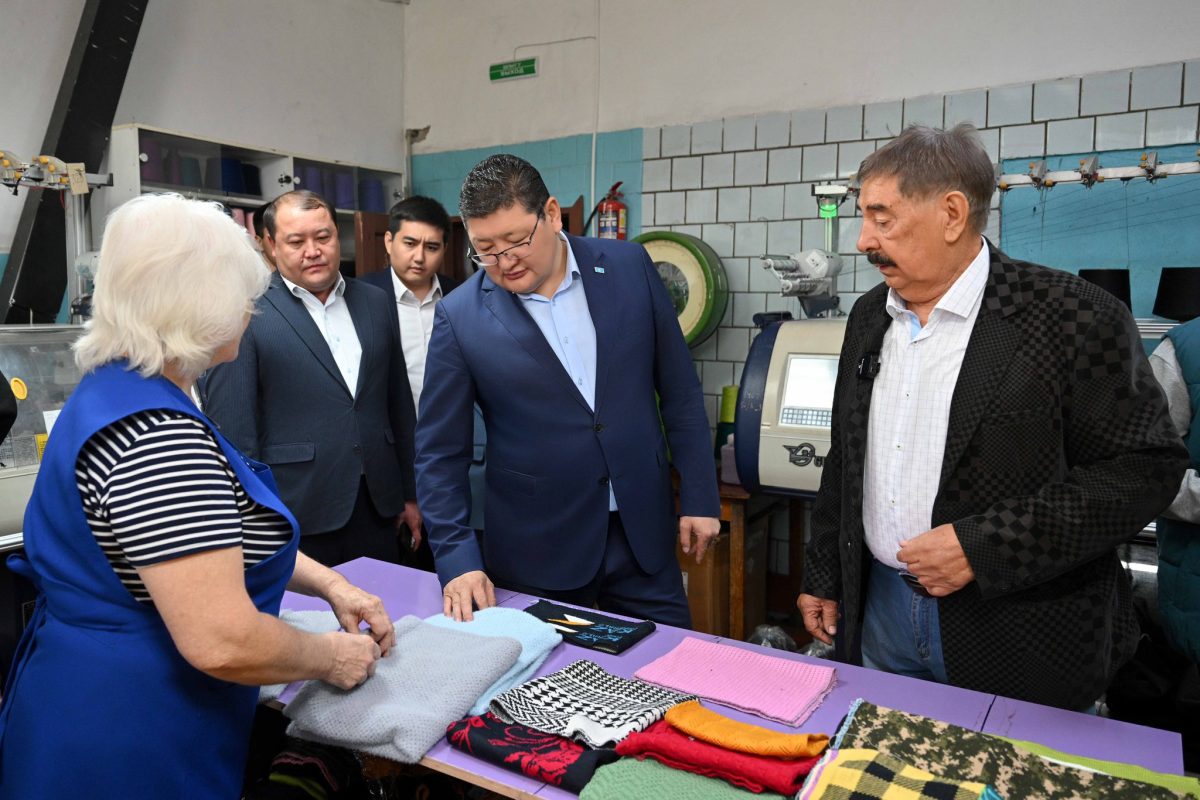 Берік Уәли «УК ЮНИС»-те: өнімді көбейтіп, жаңа нарыққа шығу тапсырылды