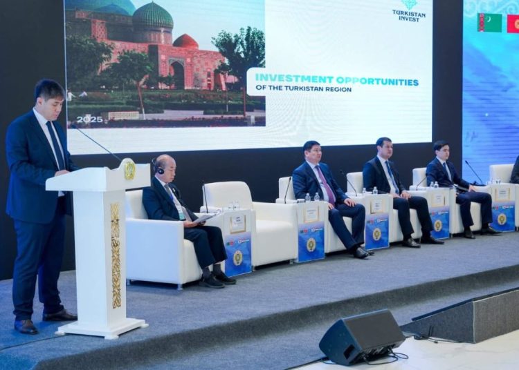 Абай облысы Түркістандағы «Орталық Азия – Корея» форумында өңір әлеуетін таныстырды