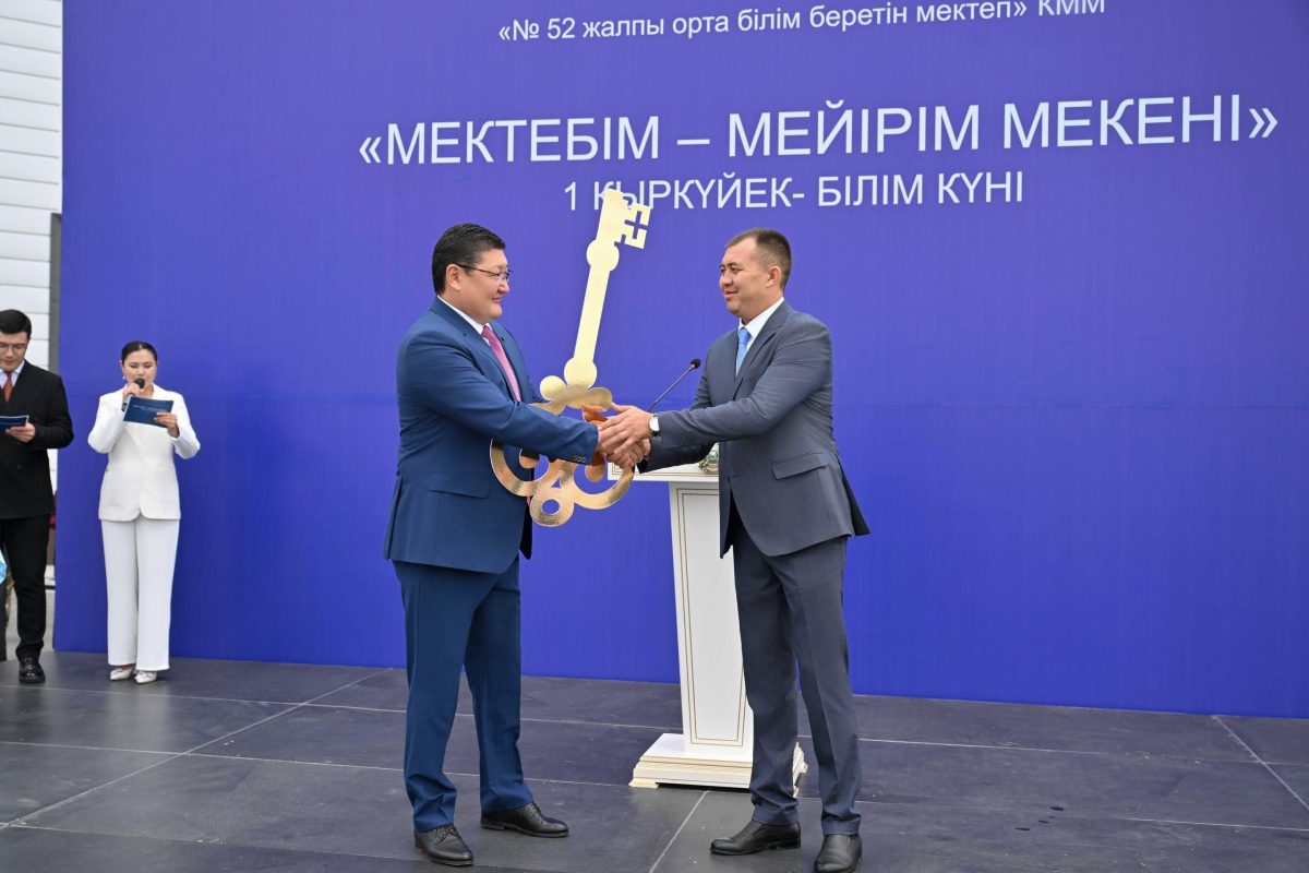 Семейдің Водный кентінде 600 орындық жаңа мектеп есігін ашты