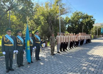 Семейде «Күз-2025» шақырылымы ашылды: жас сарбаздар сапқа қосылды