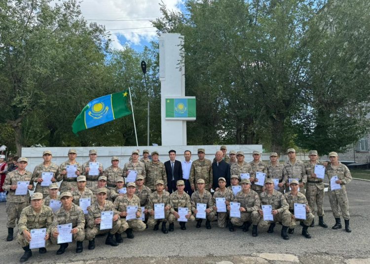 Мақаншыдағы шекара басқармасында сарбаздарды шығарып салу және қарсы алу рәсімі өтті