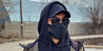 «Белгілі кәсіпкер»: «Маскадағы адамның» кім екені белгілі болды