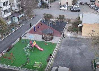 Семейде аулаішілік жолдар жаңарып жатыр