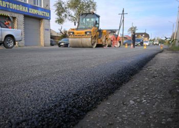 Семейде жол жөндеу қарқыны күшейді: 52 көше қамтылып, 25-і пайдалануға берілді