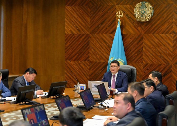 Баға, ауыз су, тұрғын үй: облыста кеңейтілген кеңес өтті