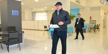 Берік Уәли Семейдегі тікелей сайлауда дауыс берді