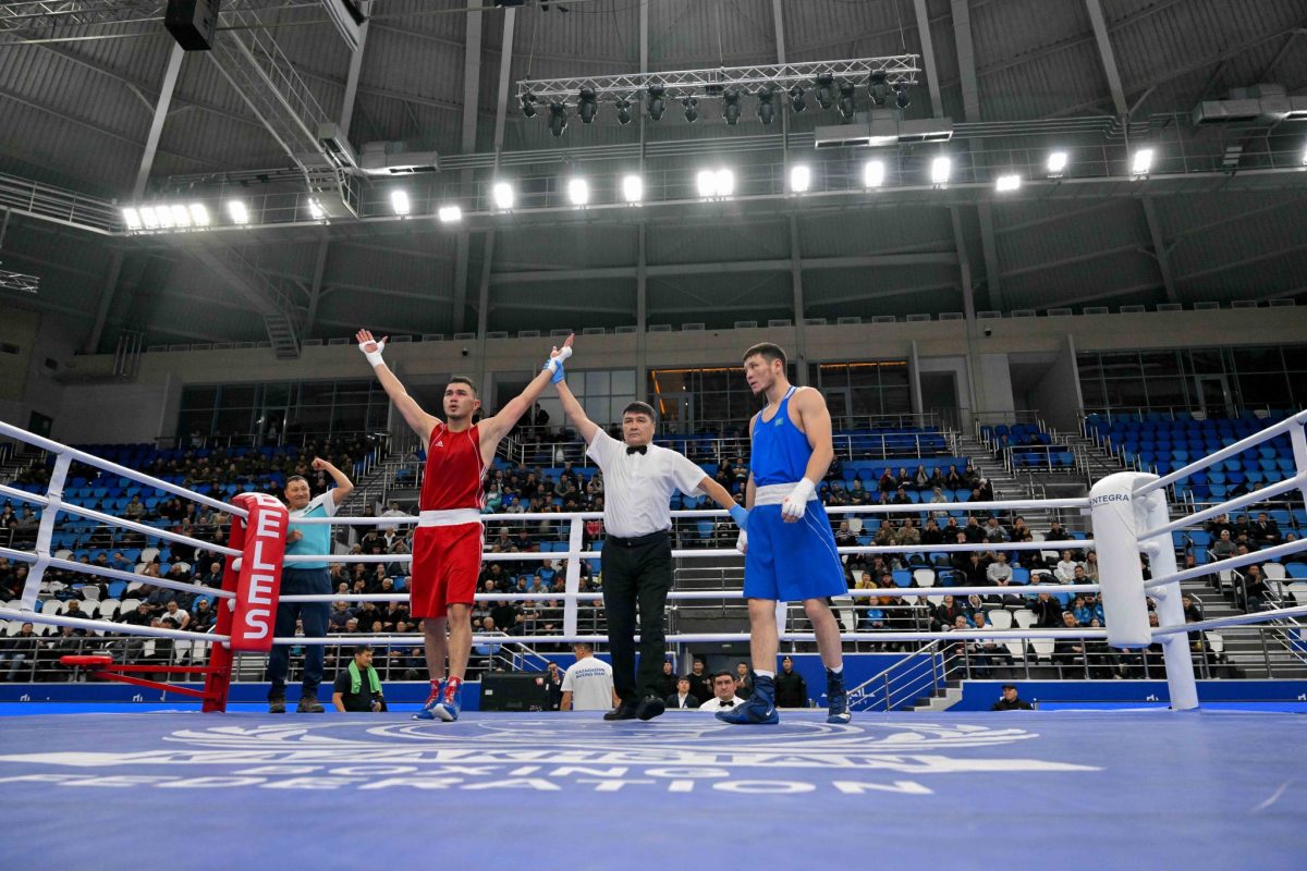 Семейде бокстан Қазақстан чемпионатының финалы өтіп жатыр
